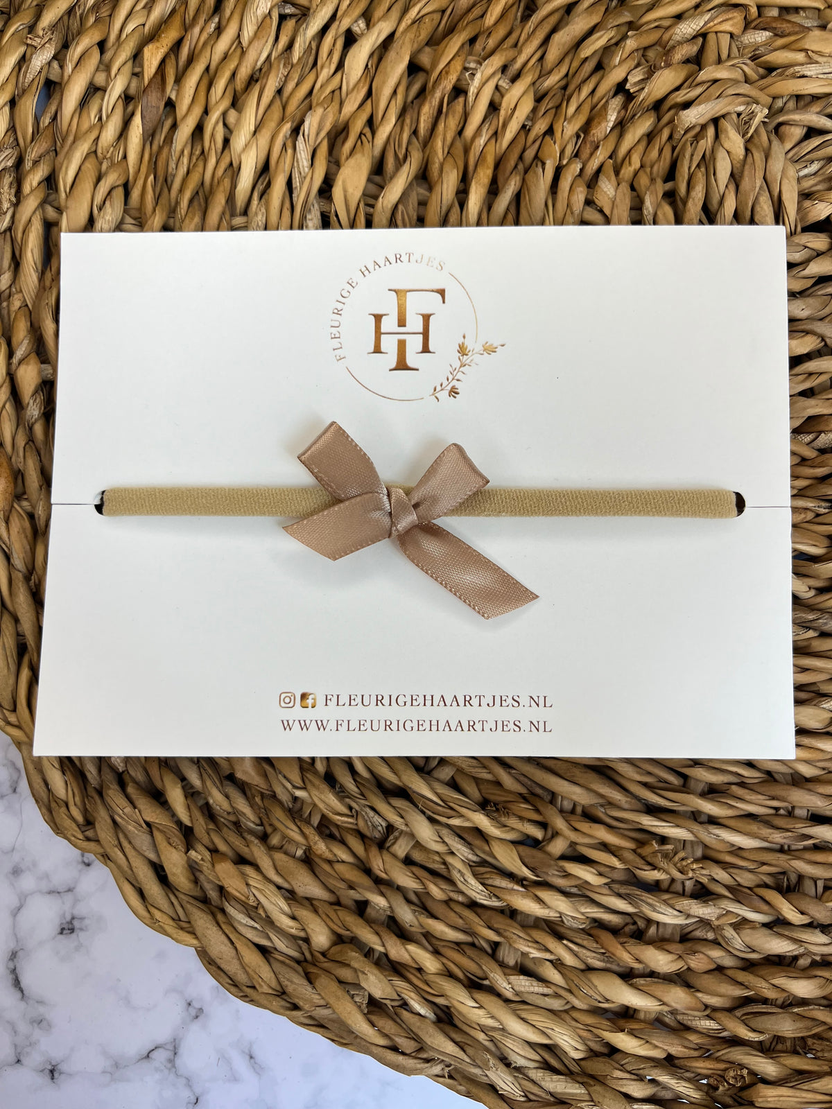 Tiny Beige Bow | Elastieken Haarband