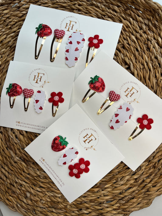 Sweet Red Strawberry - Aardbei Haarknipjes Klikklak & Antislip